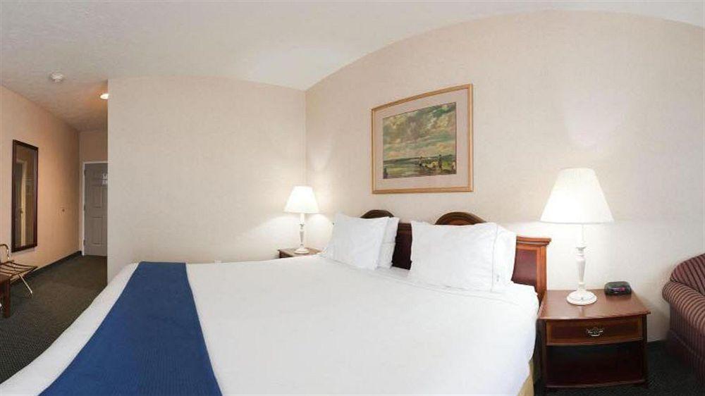 Holiday Inn Express Kilmarnock מראה חיצוני תמונה