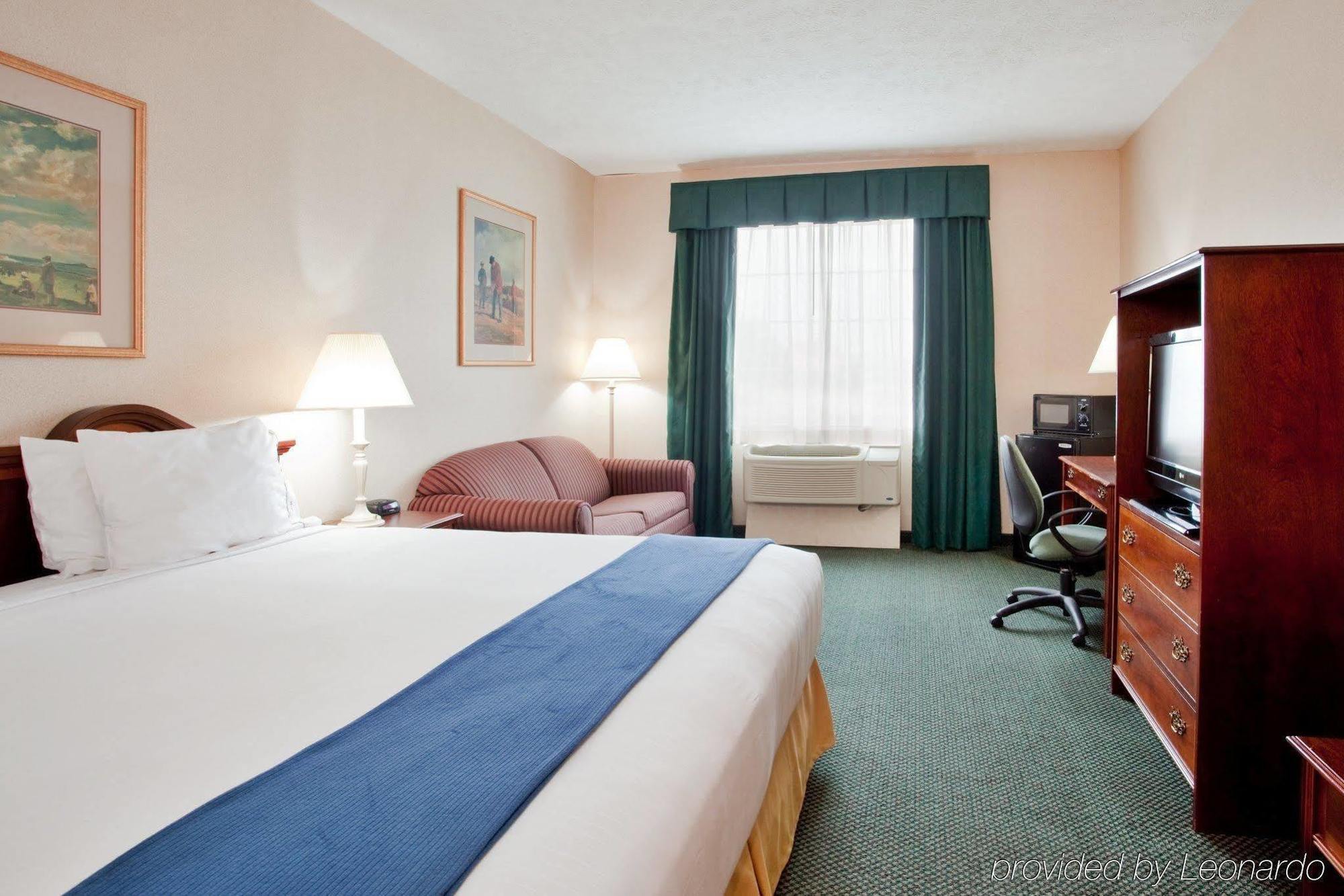 Holiday Inn Express Kilmarnock חדר תמונה