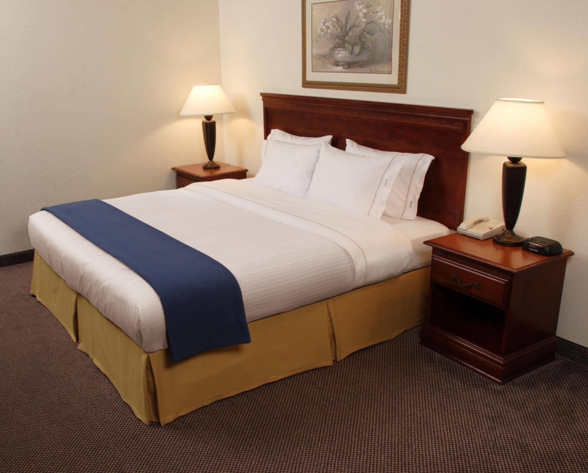 Holiday Inn Express Kilmarnock מראה חיצוני תמונה